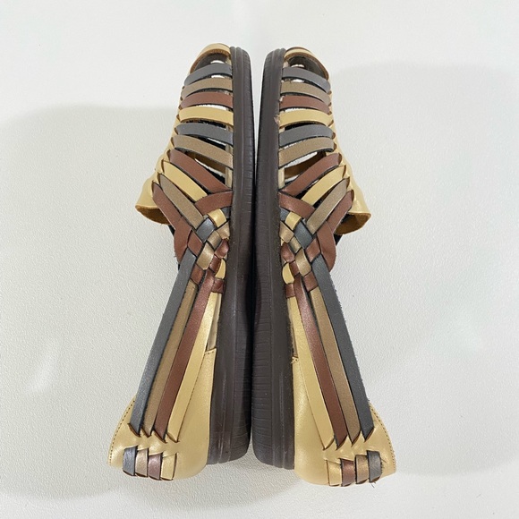 Huarache Sandals Gold Bronze Copper Pewter Metallic Leather Softspots 7.5 Flats - Picture 5 of 14